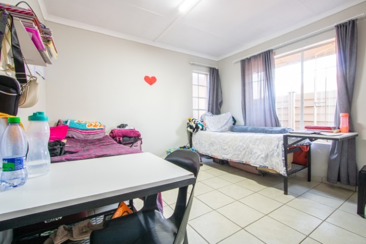 1 Bedroom Property for Sale in Die Bult North West